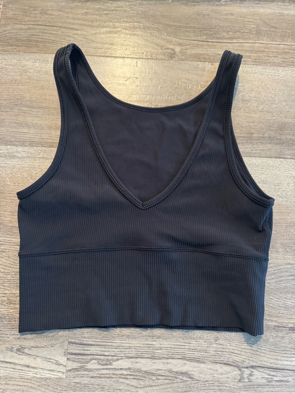 Lululemon Power Pivot Tank *Rib size 8 - Picture 6 of 7
